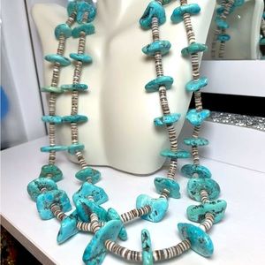 181 GRAMS VINTAGE AUTHENTIC SANTO
DOMINGO TURQUOISE
HEISHI NECKLACE OLD